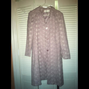 Jones New York Womans Coat/Skirt Mauve/Flower Suit. NWT Size 12
